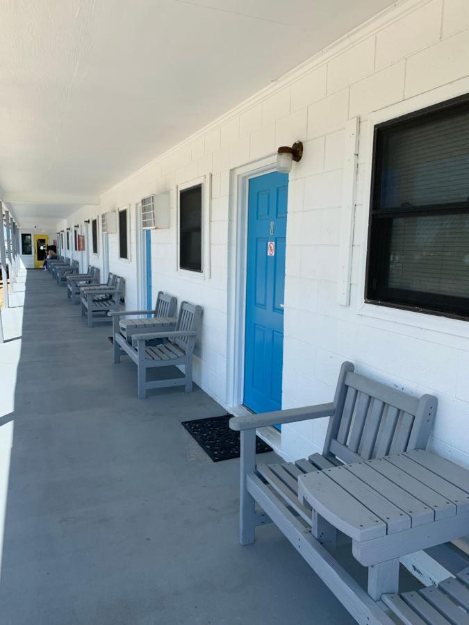 Sand Dollar Motel Атлантик Бийч Екстериор снимка