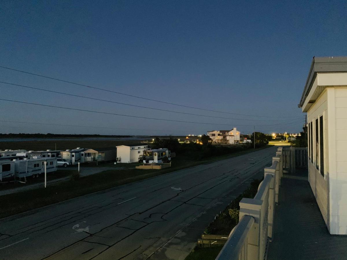 Sand Dollar Motel Атлантик Бийч Екстериор снимка